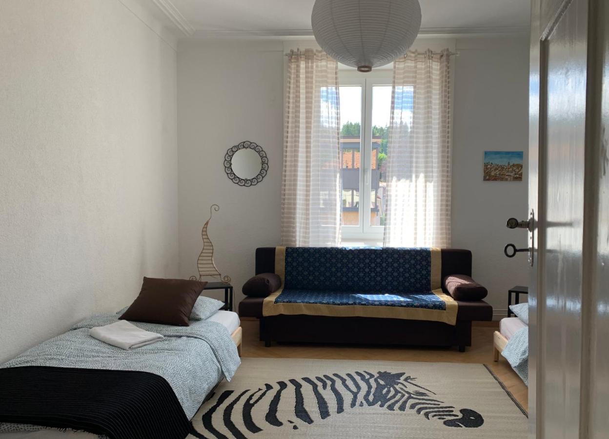 Appartement Luna Avec Parking Couvert Prive Le Locle Dış mekan fotoğraf
